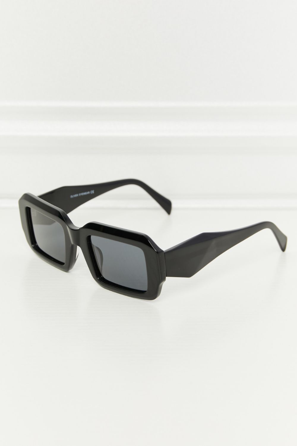 The Atlas Polarized Rectangle by Lane & Aston, close-up